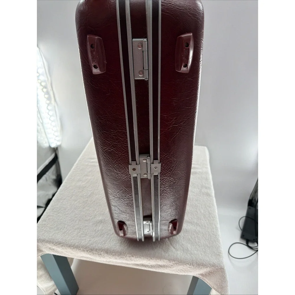 Vintage Samsonite Profile Burgundy Red Hard Shell Suitcase 22x15x8 Great Inside